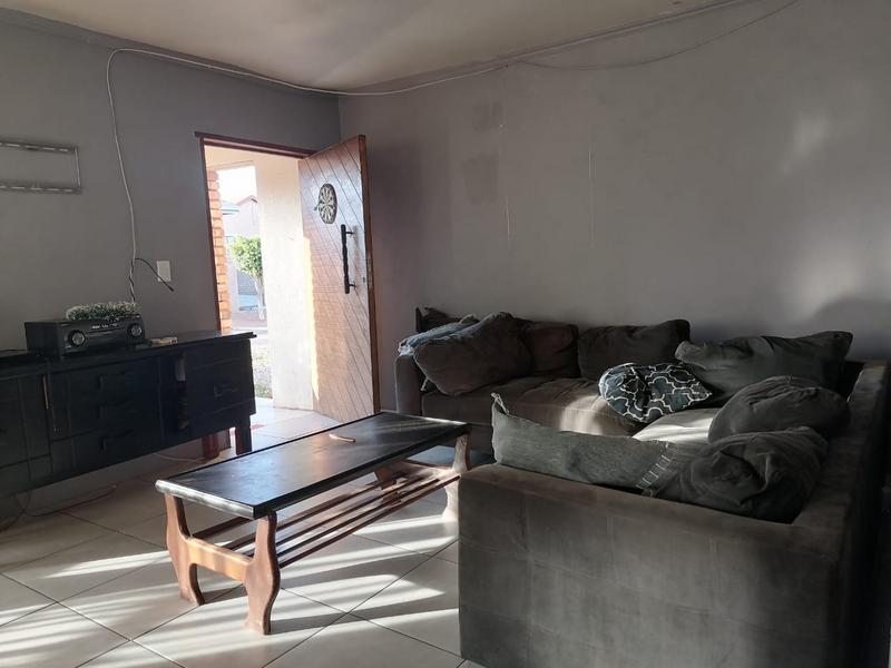 3 Bedroom Property for Sale in Mabopane North West